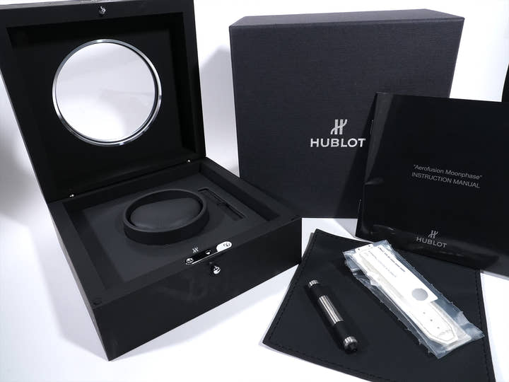 ウブロ スピリット オブ ビッグ バン ムーンフェイズ Ref.647.OE.2080.RW.1604 18KKG スケルトン文字盤 美中古 jjm2pdxh