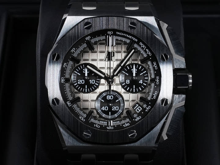 Audemars Piguet Royal Oak Offshore Chronograph Ref.26420SO.OO.A600CA.01 SS/CE Smoke Brown Dial Used 3uwmutsj