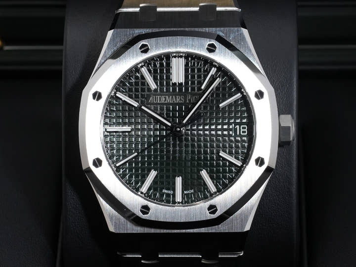 オーデマピゲ ロイヤルオーク Ref.15510ST.OO.1320ST.09 ステンレススチール カーキグリーン文字盤