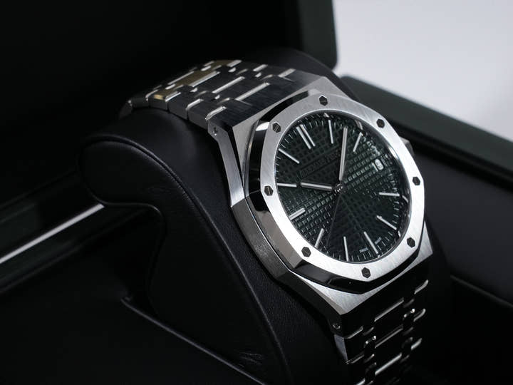 オーデマピゲ ロイヤルオーク Ref.15510ST.OO.1320ST.09 ステンレススチール カーキグリーン文字盤