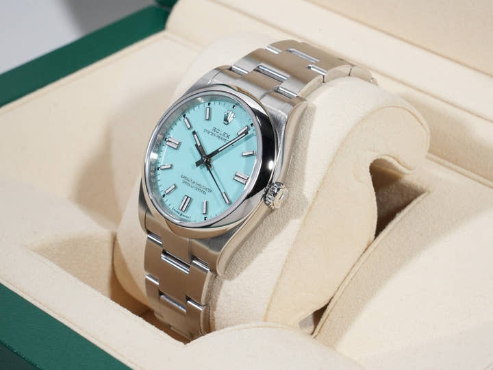 Rolex Oyster Perpetual 36 Ref.126000 SS Turquoise Dial Unused vmuu59we