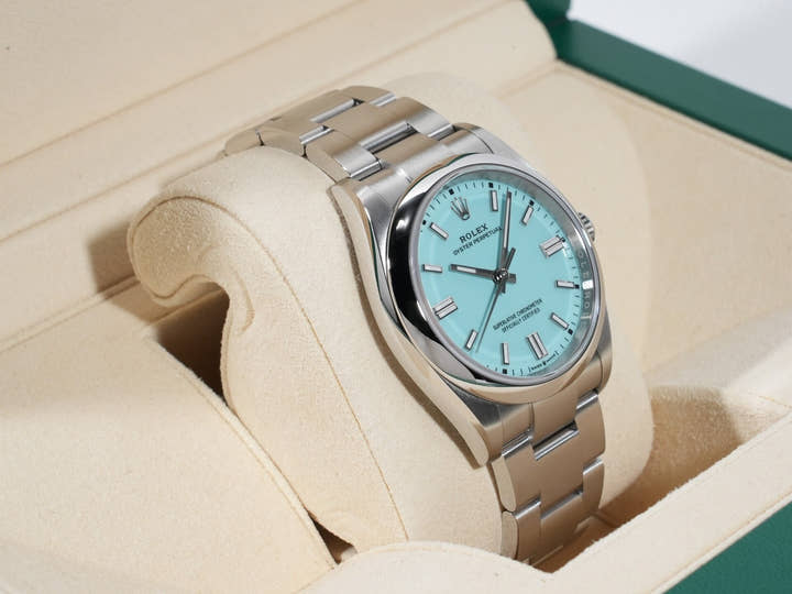 Rolex Oyster Perpetual 36 Ref.126000 SS Turquoise Dial Unused vmuu59we