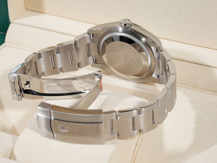 Rolex Oyster Perpetual 36 Ref.126000 SS Turquoise Dial Unused vmuu59we