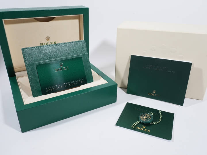 Rolex Oyster Perpetual 36 Ref.126000 SS Turquoise Dial Unused vmuu59we