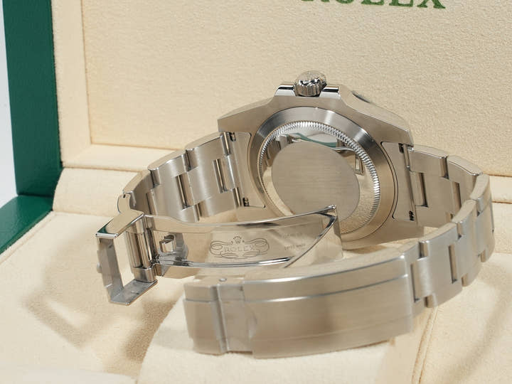 ロレックス サブマリーナー デイト Ref.116610LV ステンレススチール グリーン文字盤