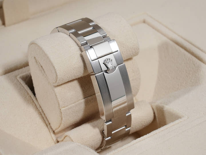 ロレックス デイトナ Ref.126506A プラチナ アイスブルーx11Pダイヤ文字盤