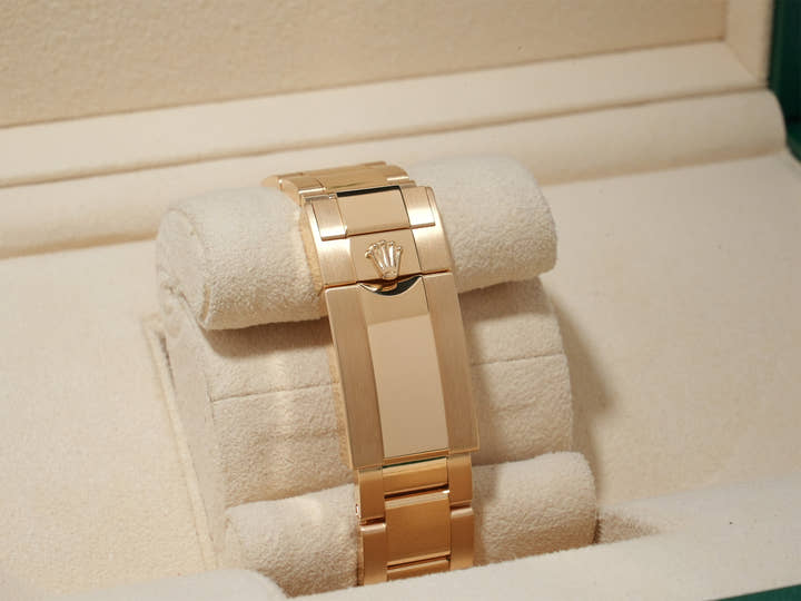 ロレックス デイトナ Ref.126508 イエローゴールド グリーン文字盤