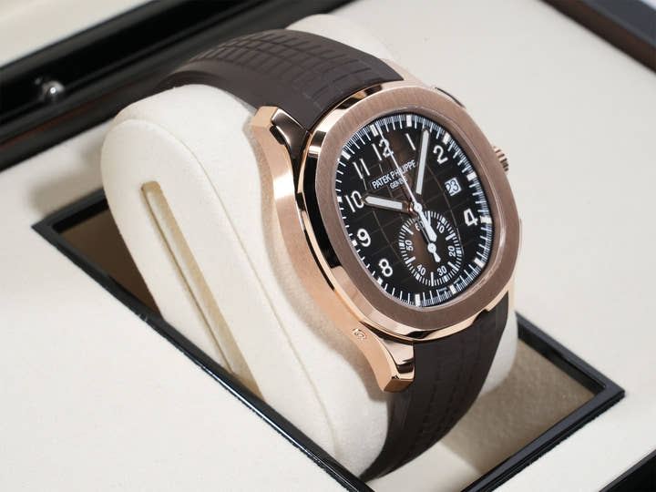 パテックフィリップ アクアノート クロノグラフ Ref.5968R-001 ローズゴールド ブラウン ソレイユ文字盤
