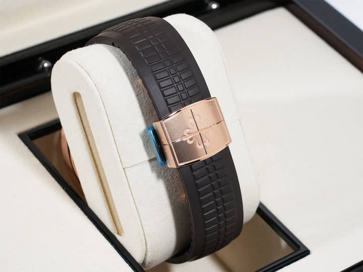 パテックフィリップ アクアノート クロノグラフ Ref.5968R-001 ローズゴールド ブラウン ソレイユ文字盤