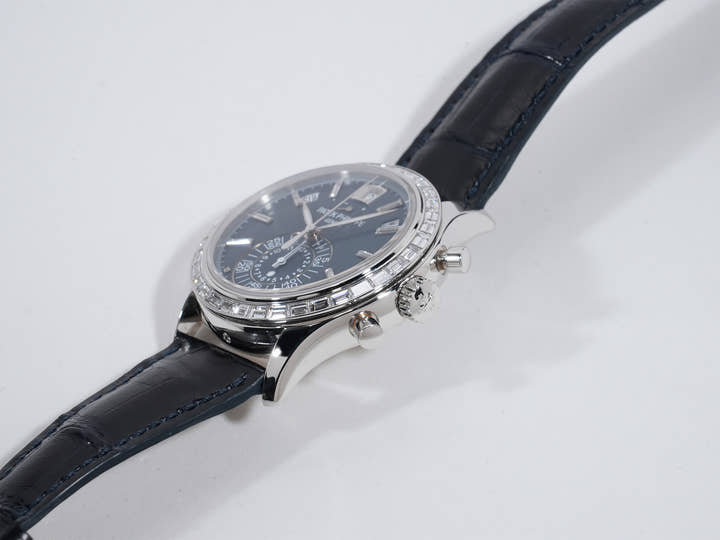 パテックフィリップ アニュアルカレンダー クロノグラフ Ref.5961P-001 プラチナ マット・ブルー・オパーリン文字盤