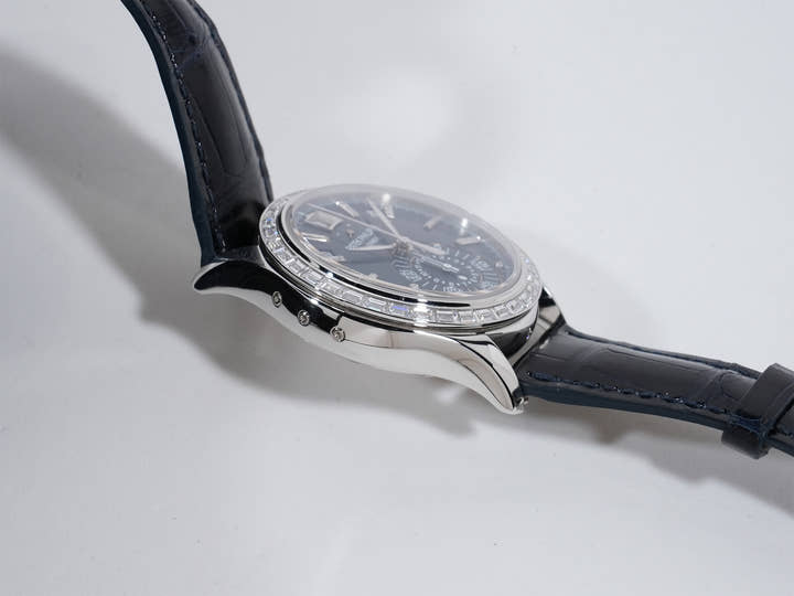 パテックフィリップ アニュアルカレンダー クロノグラフ Ref.5961P-001 プラチナ マット・ブルー・オパーリン文字盤