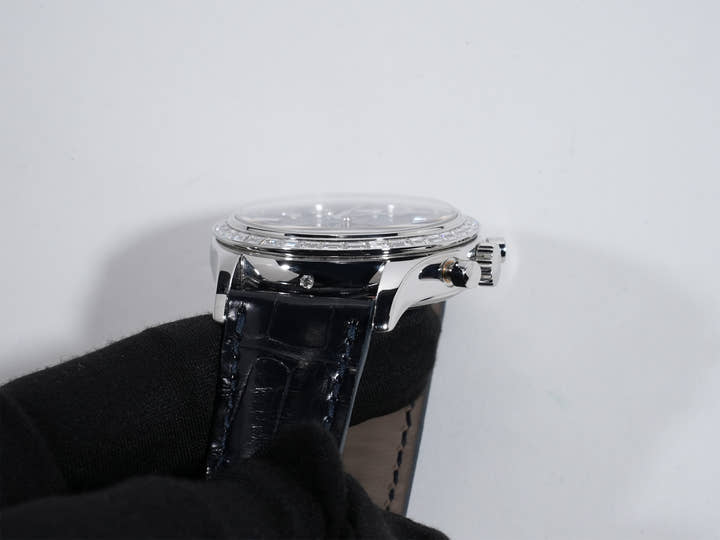 パテックフィリップ アニュアルカレンダー クロノグラフ Ref.5961P-001 プラチナ マット・ブルー・オパーリン文字盤