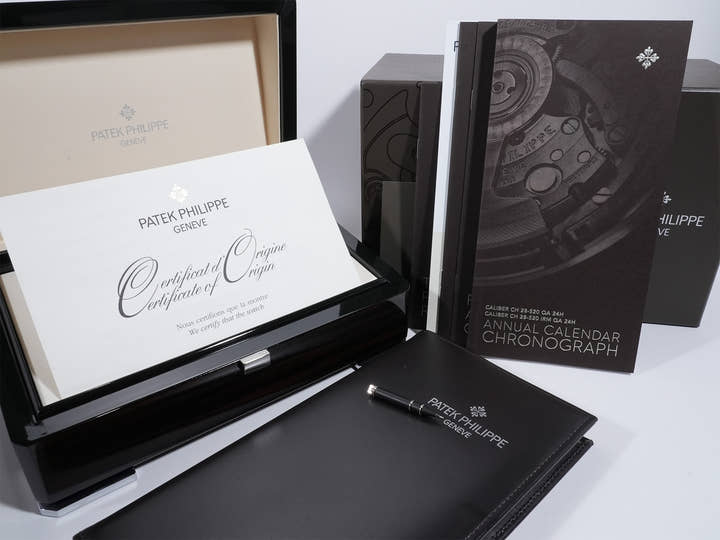 パテックフィリップ アニュアルカレンダー クロノグラフ Ref.5961P-001 プラチナ マット・ブルー・オパーリン文字盤