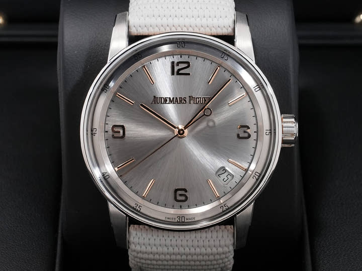 オーデマピゲ CODE 11.59 バイ オーデマ ピゲ Ref.15210CR.OO.A008KB.01 ホワイトゴールド/ピンクゴールド グレーラッカー文字盤