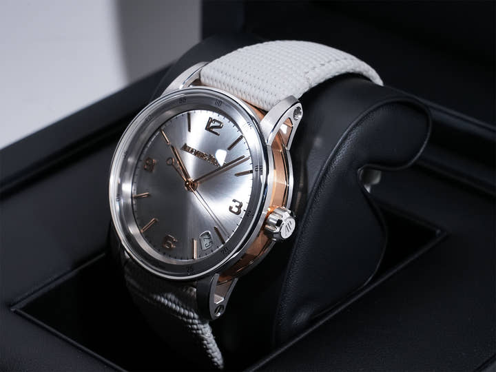 オーデマピゲ CODE 11.59 バイ オーデマ ピゲ Ref.15210CR.OO.A008KB.01 ホワイトゴールド/ピンクゴールド グレーラッカー文字盤