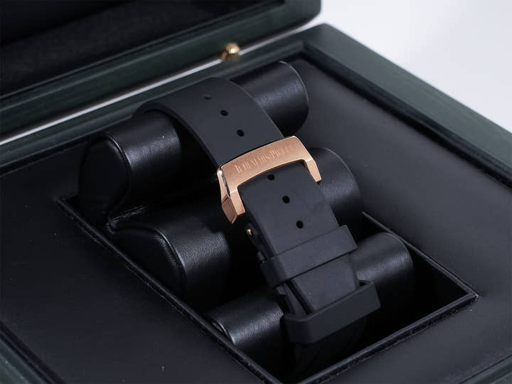 オーデマピゲ ロイヤルオーク クロノグラフ 50周年記念 Ref.26240OR.OO.D002CR.01 ピンクゴールド ブラック文字盤