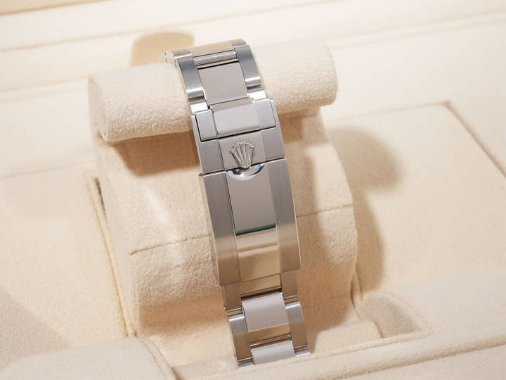 ロレックス デイトナ Ref.116506A プラチナ アイスブルー文字盤