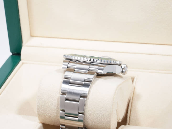 ロレックス サブマリーナー デイト Ref.116610LV ステンレススチール グリーン文字盤