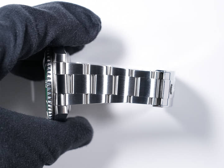 ロレックス サブマリーナー デイト Ref.116610LV ステンレススチール グリーン文字盤