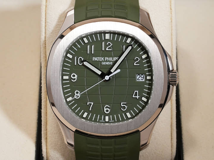 パテックフィリップ アクアノート Ref.5168G-010 ホワイトゴールド カーキグリーン文字盤