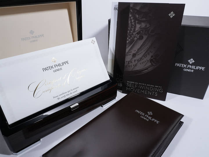 パテックフィリップ アクアノート Ref.5168G-010 ホワイトゴールド カーキグリーン文字盤