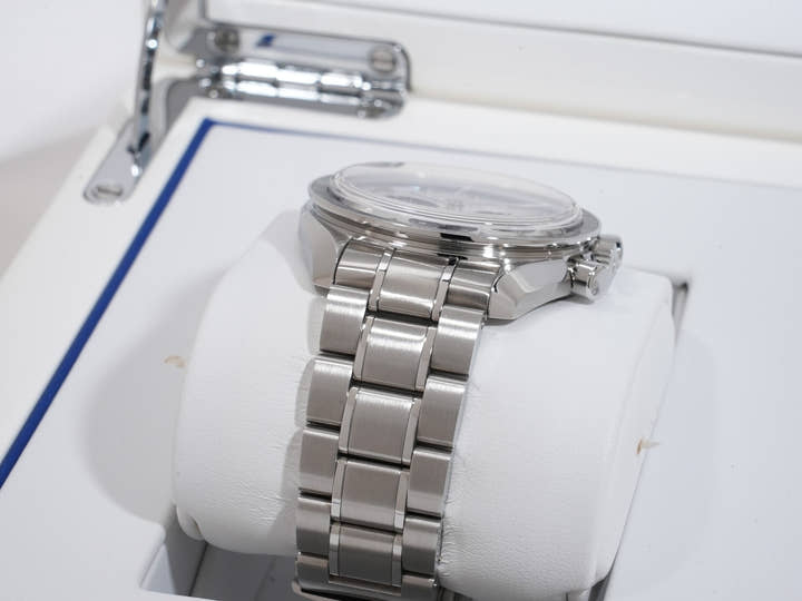 オメガ スピードマスター 記念モデル クロノグラフ 42MM  東京2020リミテッドエディション Ref.522.30.42.30.04.001 SS シルバー文字盤 美中古 aua2x4pu