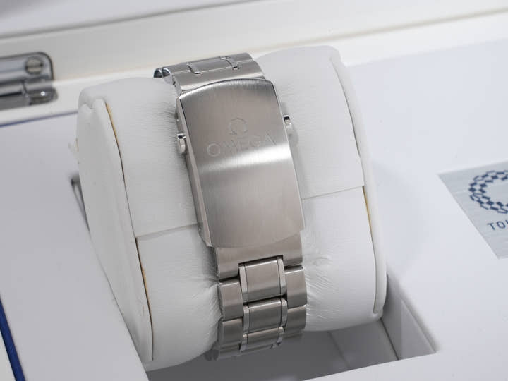 オメガ スピードマスター 記念モデル クロノグラフ 42MM  東京2020リミテッドエディション Ref.522.30.42.30.04.001 SS シルバー文字盤 美中古 aua2x4pu
