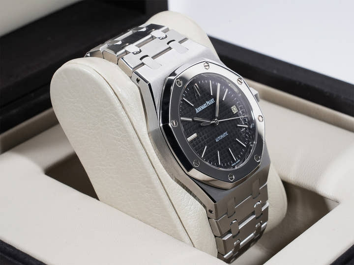 オーデマピゲ ロイヤルオーク Ref.15300ST.OO.1220ST.99 ステンレススチール/プラチナ ブラック文字盤