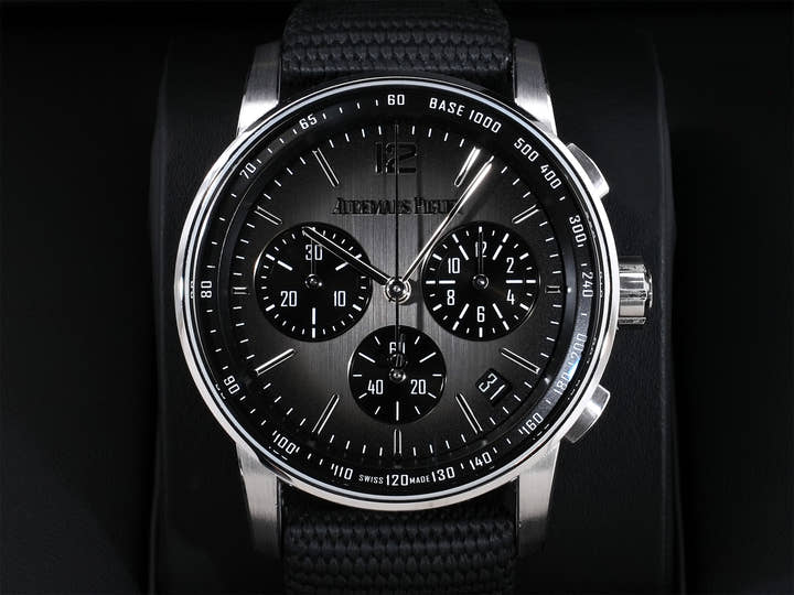 オーデマピゲ CODE 11.59 バイ オーデマ ピゲ クロノグラフ Ref.26393NB.OO.A002KB.01 ホワイトゴールド/セラミック スモークグレー文字盤