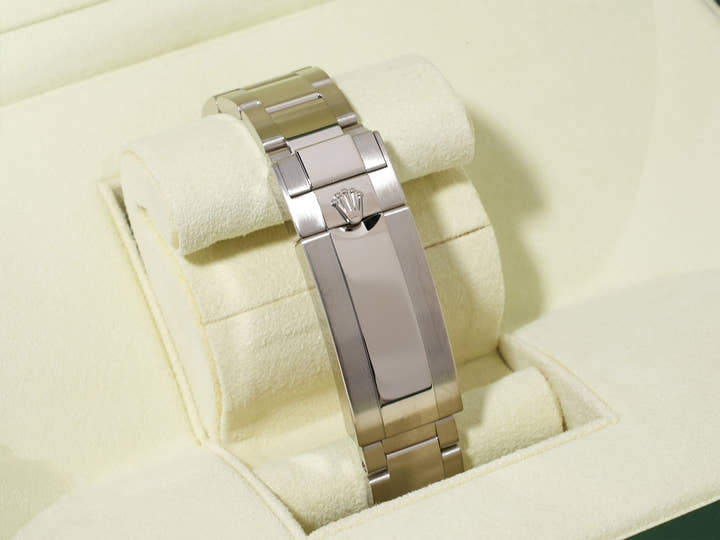 ロレックス サブマリーナー デイト Ref.116619LB ホワイトゴールド ブルー文字盤