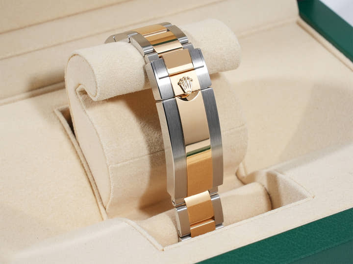 ロレックス サブマリーナー デイト Ref.116613LN ステンレススチール/イエローゴールド ブラック文字盤