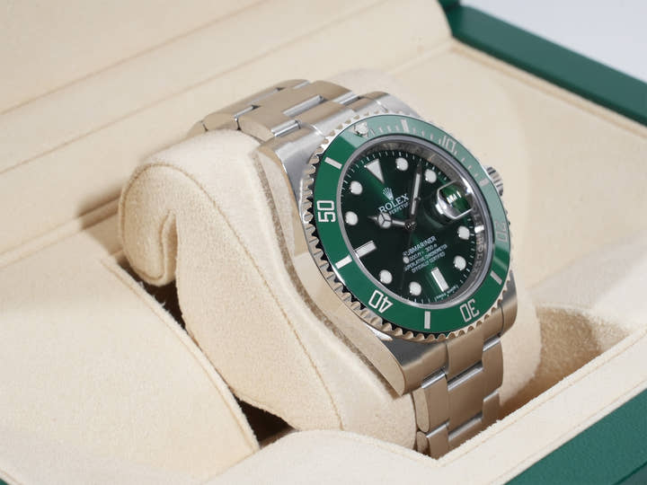 ロレックス サブマリーナー デイト Ref.116610LV ステンレススチール グリーン文字盤