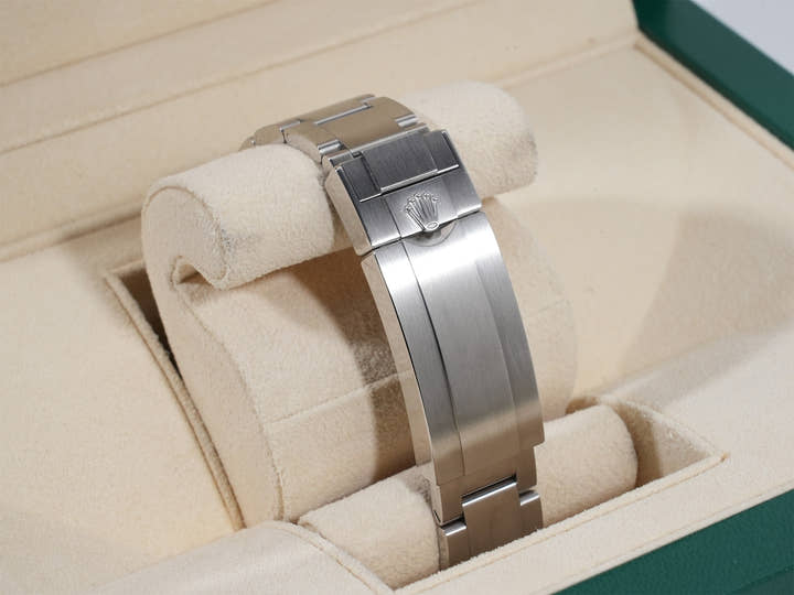 ロレックス サブマリーナー デイト Ref.116610LV ステンレススチール グリーン文字盤