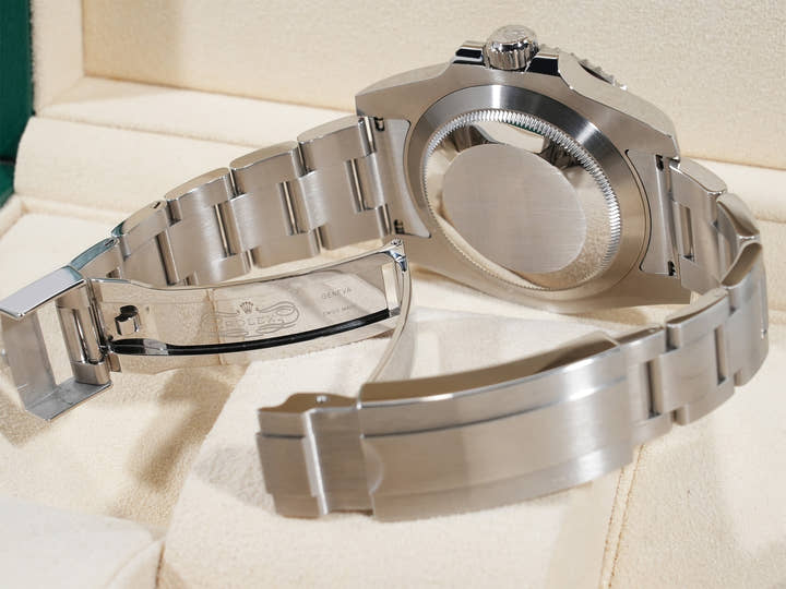 ロレックス サブマリーナー デイト Ref.116610LV ステンレススチール グリーン文字盤