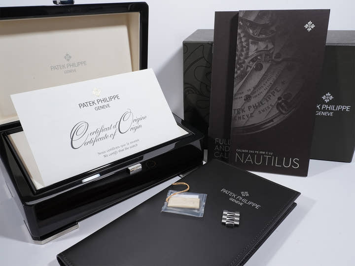 パテックフィリップ ノーチラス プチコンプリケーション Ref.5712/1A-001 ステンレススチール ブルー文字盤