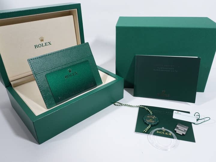 ロレックス サブマリーナー デイト Ref.126610LN ステンレススチール ブラック文字盤