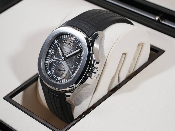 パテックフィリップ アクアノート トラベルタイム Ref.5164A-001 ステンレススチール ブラック文字盤