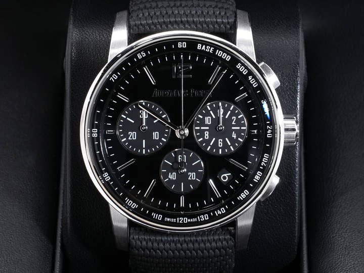 オーデマピゲ CODE 11.59 バイ オーデマ ピゲ クロノグラフ Ref.26393BC.OO.A002CR.01 ホワイトゴールド ブラックラッカー文字盤