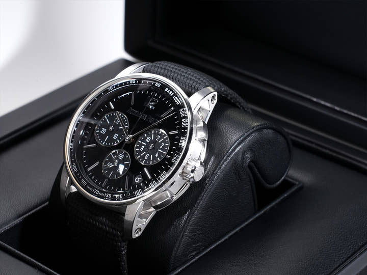 オーデマピゲ CODE 11.59 バイ オーデマ ピゲ クロノグラフ Ref.26393BC.OO.A002CR.01 ホワイトゴールド ブラックラッカー文字盤