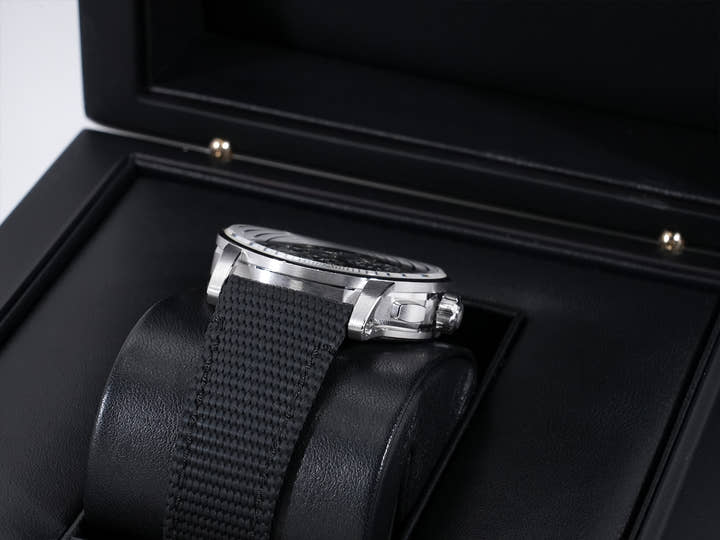 オーデマピゲ CODE 11.59 バイ オーデマ ピゲ クロノグラフ Ref.26393BC.OO.A002CR.01 ホワイトゴールド ブラックラッカー文字盤