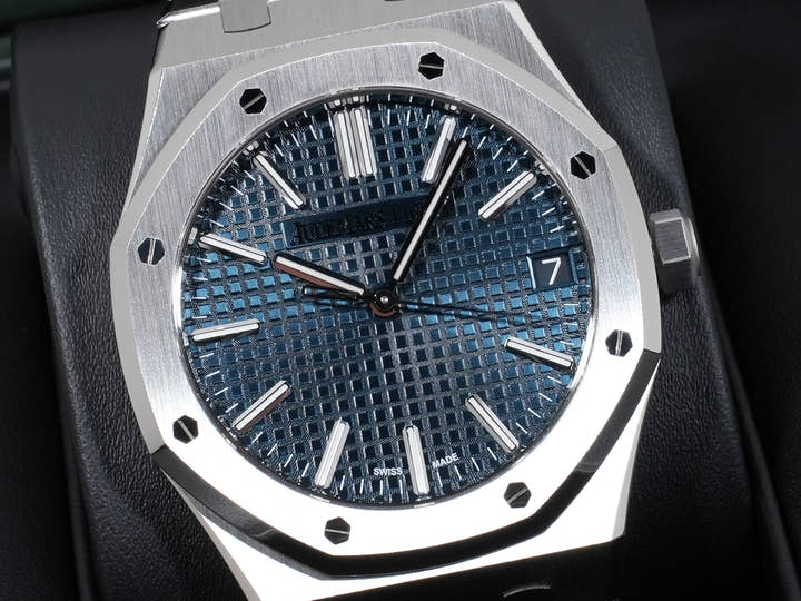 Audemars Piguet Royal Oak 50th Anniversary Ref. 15510ST.OO.1320ST.01 Stainless Steel Blue Dial