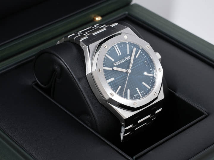 Audemars Piguet Royal Oak 50th Anniversary Ref. 15510ST.OO.1320ST.01 Stainless Steel Blue Dial