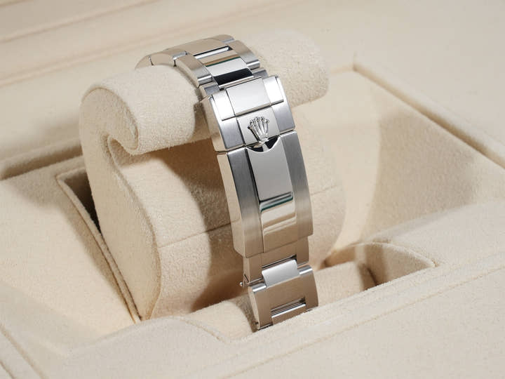 ロレックス デイトナ Ref.116506A プラチナ アイスブルー文字盤