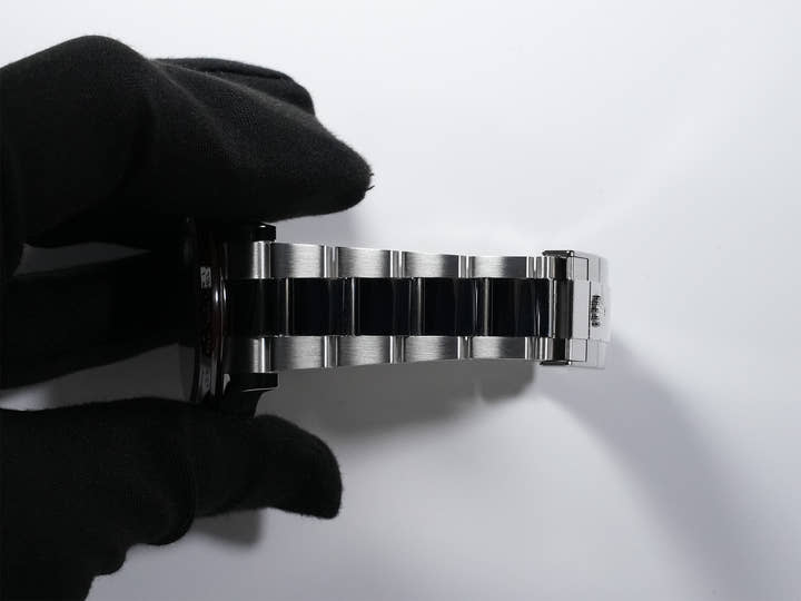 ロレックス デイトナ Ref.116506A プラチナ アイスブルー文字盤