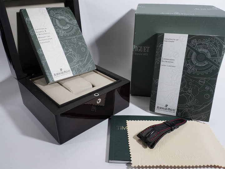 Audemars Piguet Royal Oak Offshore Chronograph Ref. 26170ST.OO.D101CR.02 Stainless Steel Silver x Black Dial