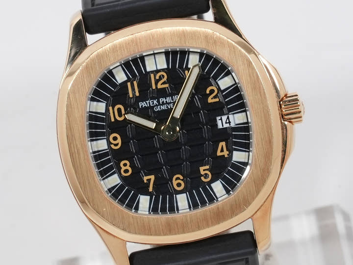 パテックフィリップ アクアノート Ref.4960J イエローゴールド ブラック文字盤