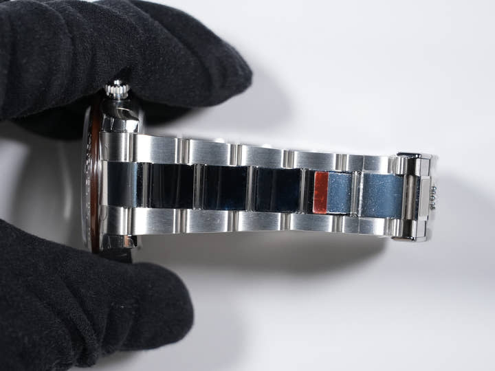 ロレックス デイトナ Ref.116506A プラチナ アイスブルー文字盤