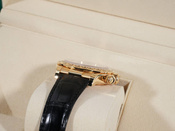 ロレックス デイトナ Ref.116518 イエローゴールド ブラック文字盤