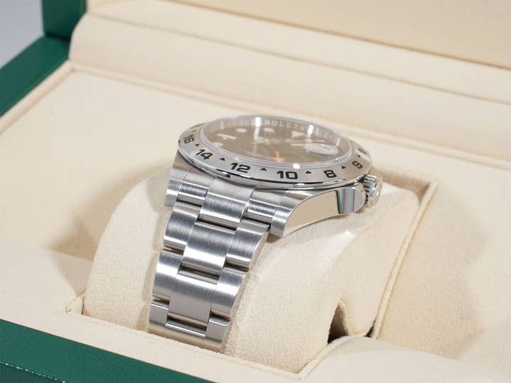 ロレックス エクスプローラーII Ref.216570 ステンレススチール ブラック文字盤 オイスターブレスレット 中古 rehpq9n3