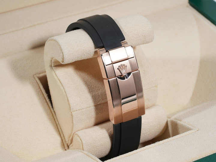 ロレックス デイトナ Ref.116515LN エバーローズゴールド チョコレート/ブラック文字盤